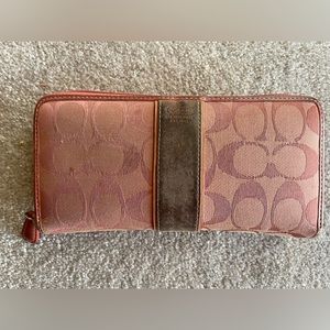 Coach accordion zip wallet, pink